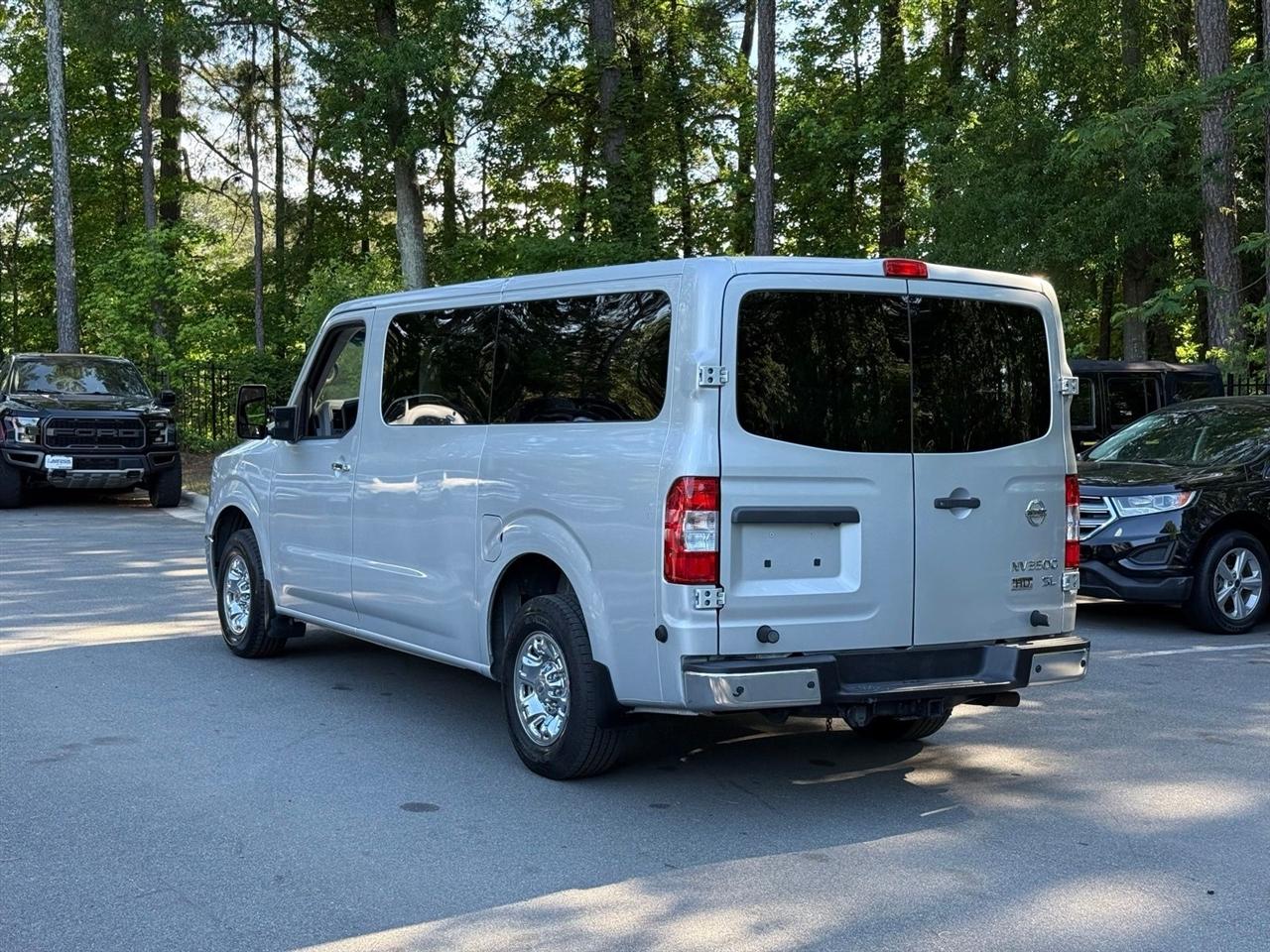 Nissan NV Passenger  2016