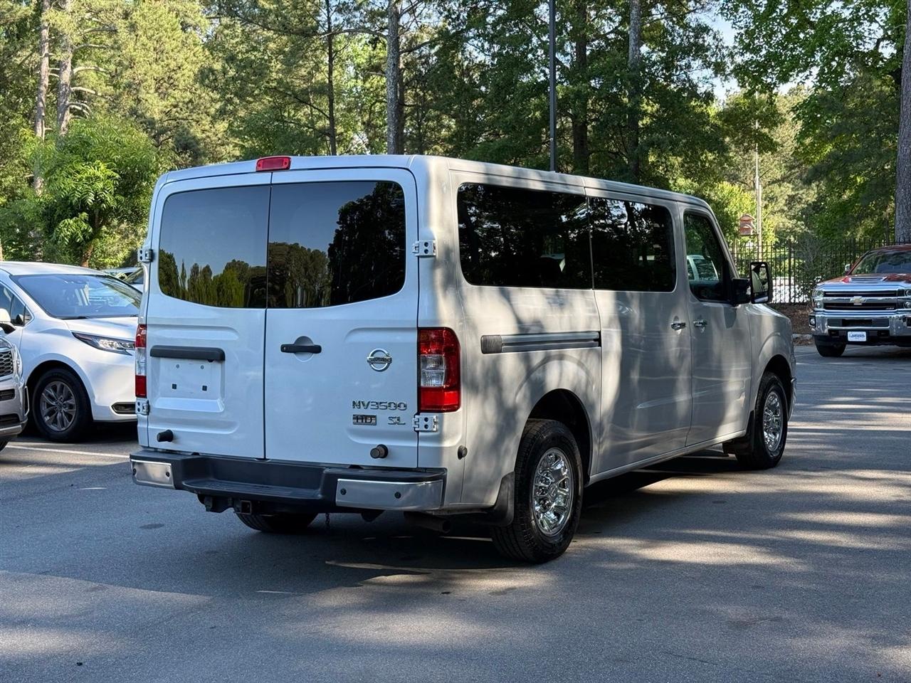 Nissan NV Passenger  2016