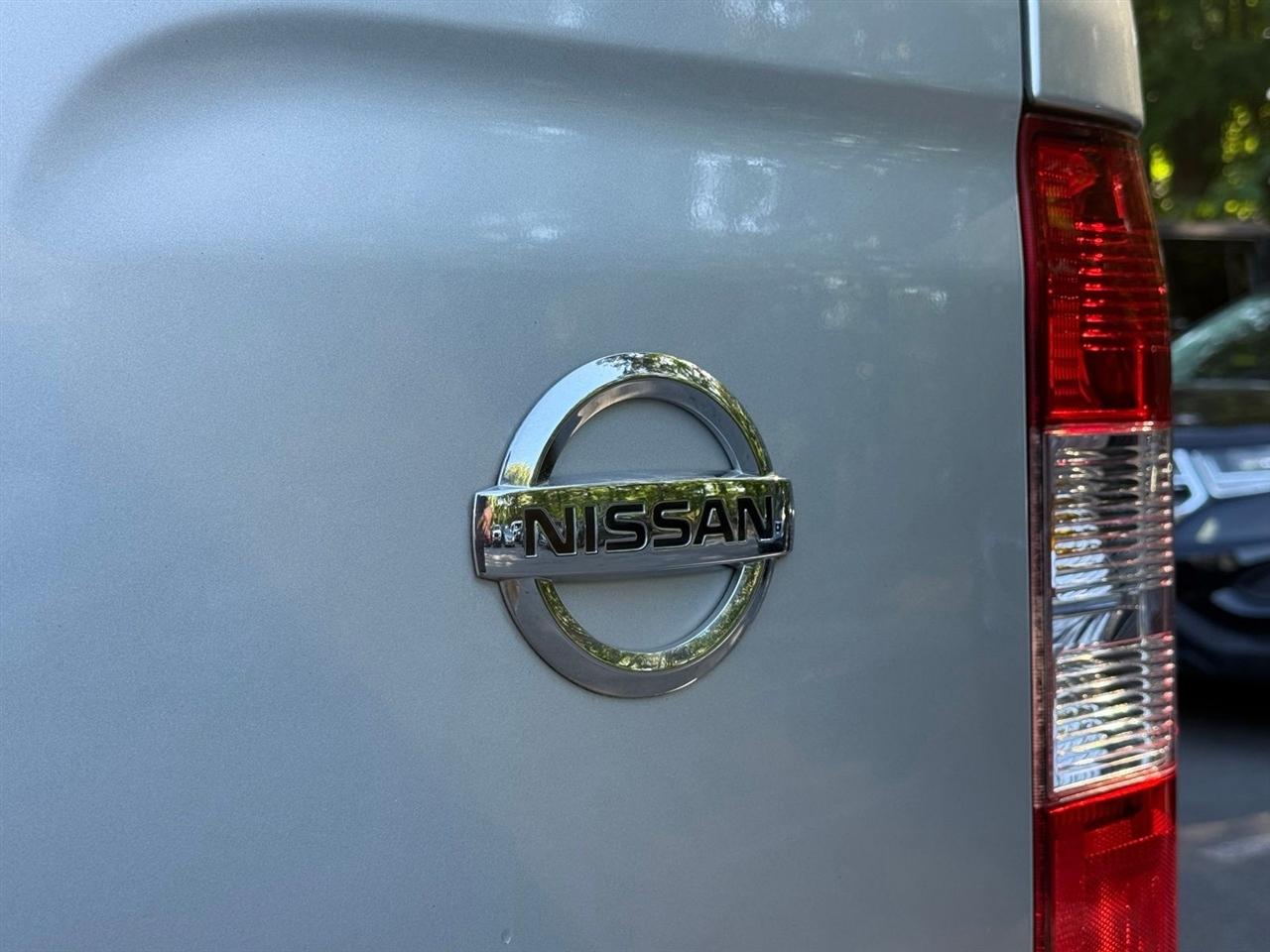 Nissan NV Passenger  2016