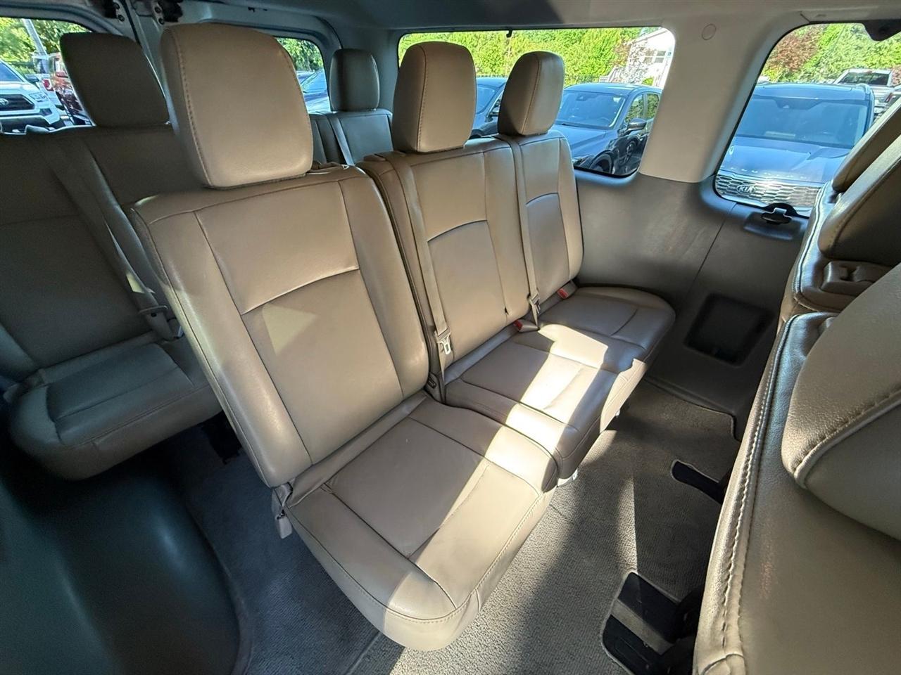 Nissan NV Passenger  2016