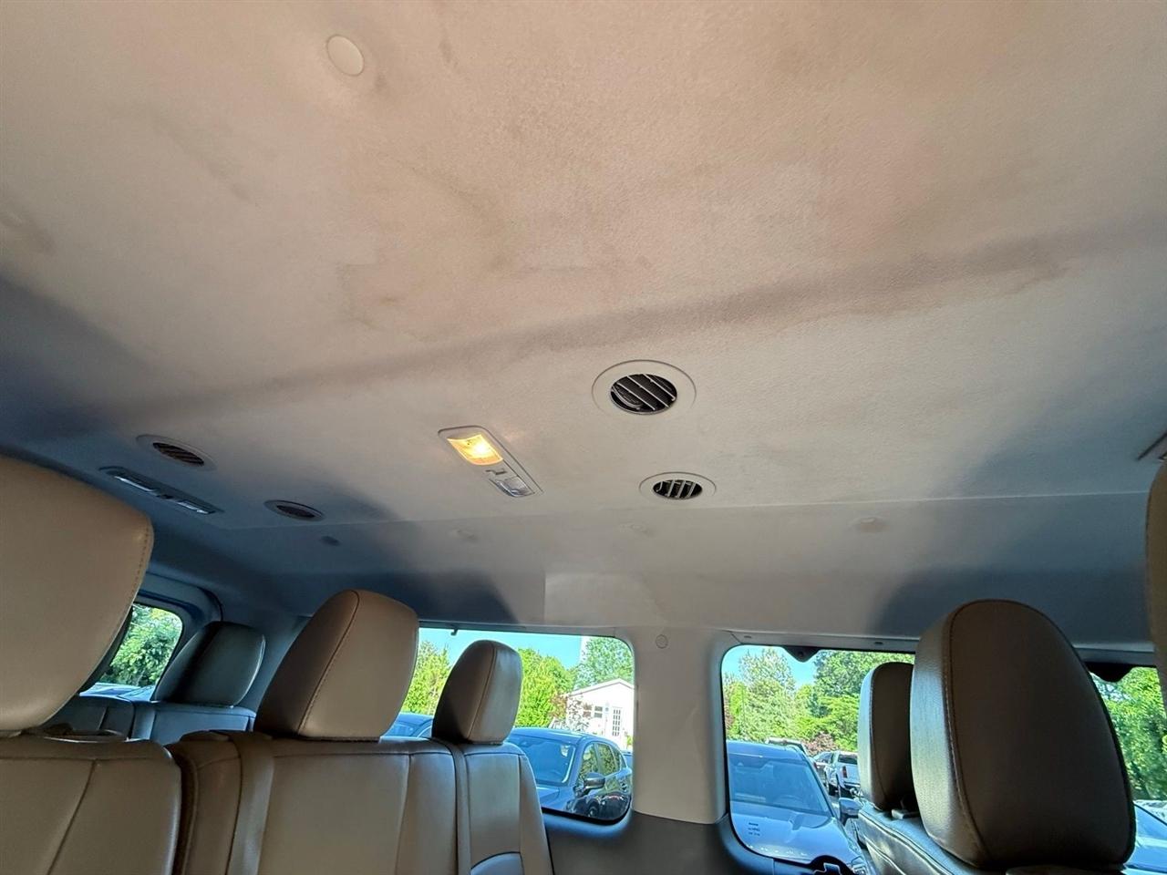 Nissan NV Passenger  2016