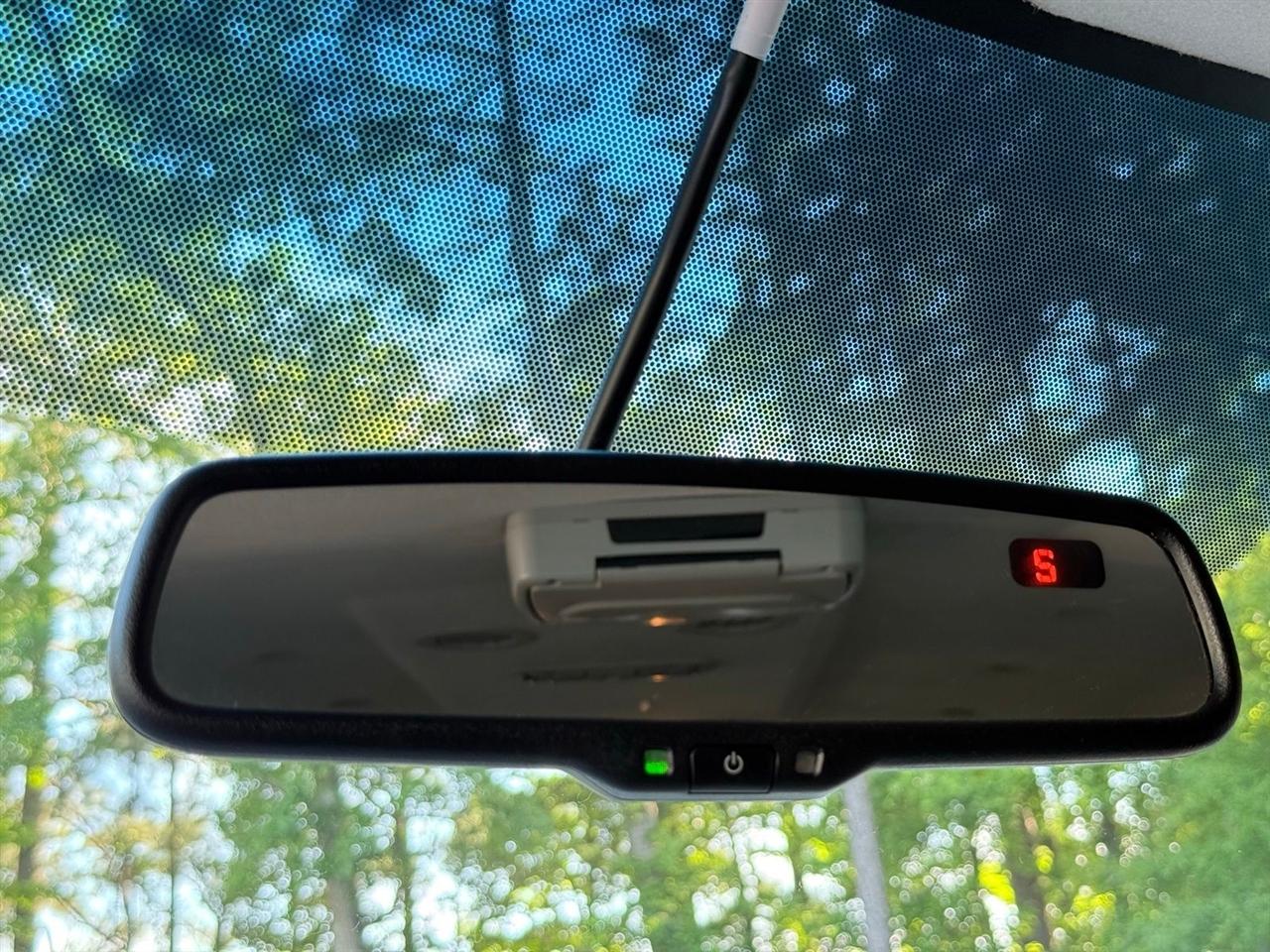 Nissan NV Passenger  2016