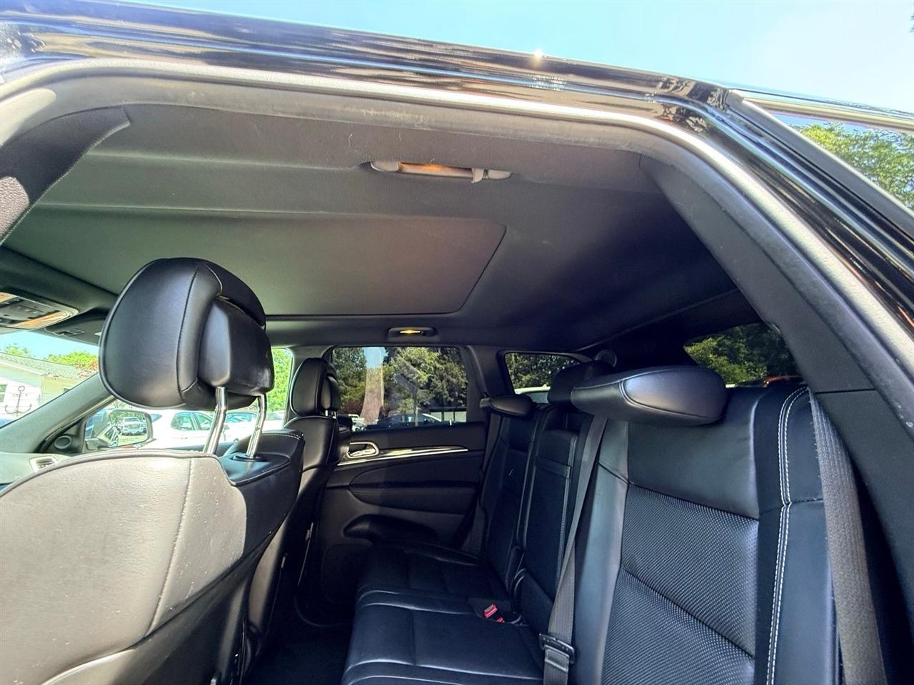 Jeep Grand Cherokee  2014