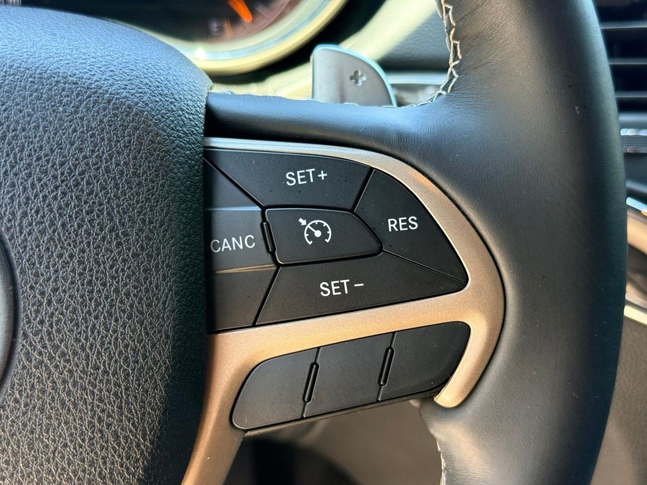 Jeep Grand Cherokee  2014