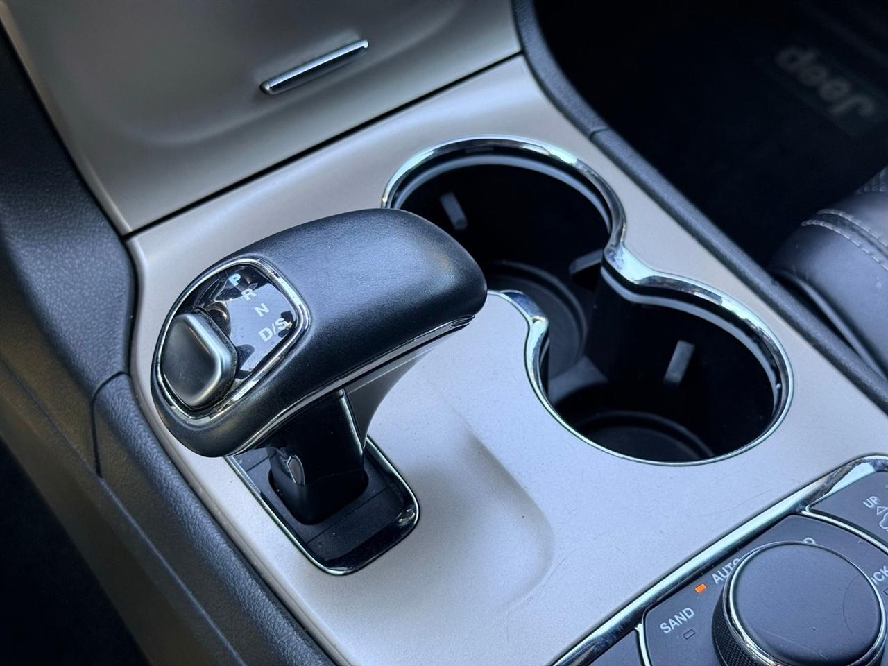 Jeep Grand Cherokee  2014