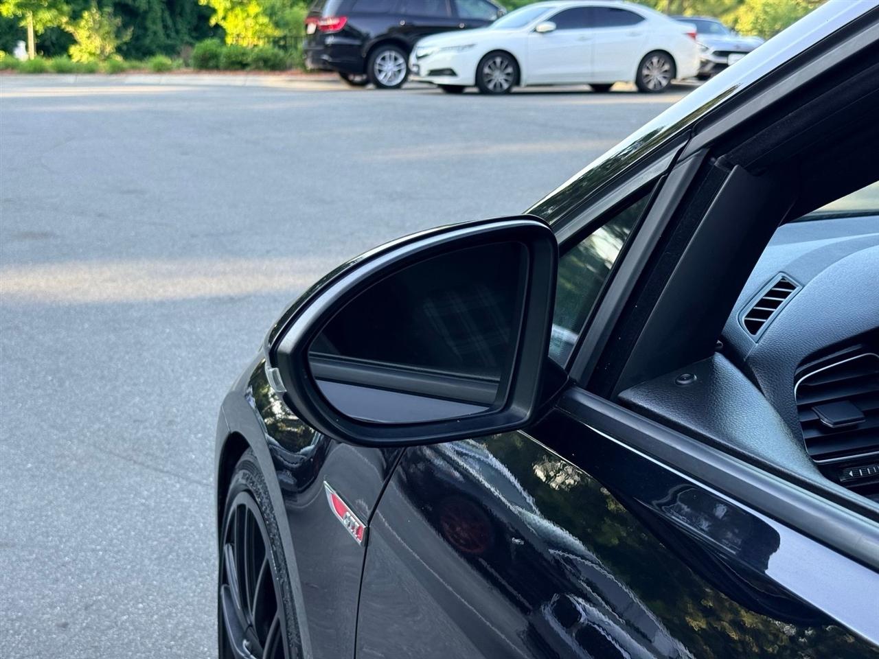 Volkswagen GTI  2015