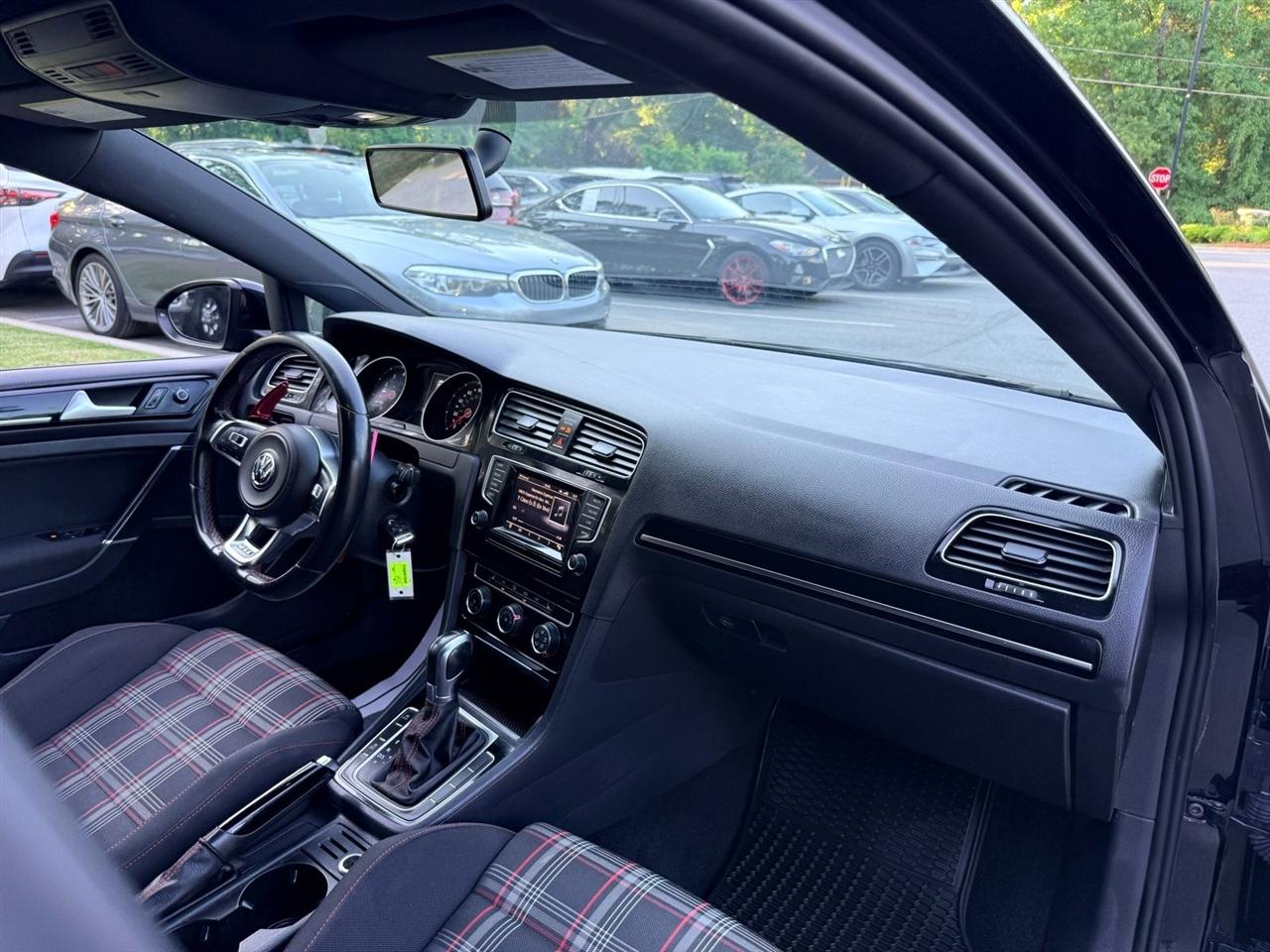Volkswagen GTI  2015