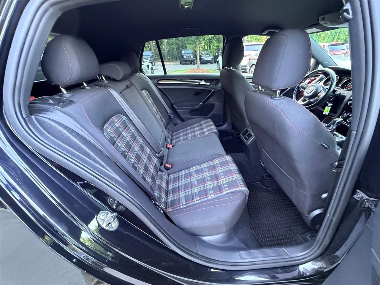 Volkswagen GTI  2015