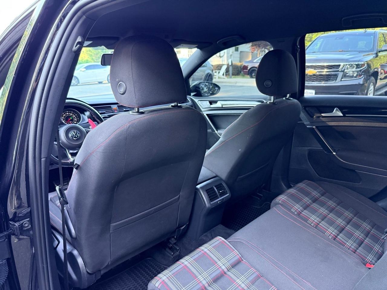 Volkswagen GTI  2015