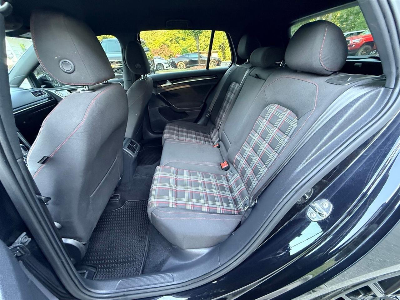 Volkswagen GTI  2015