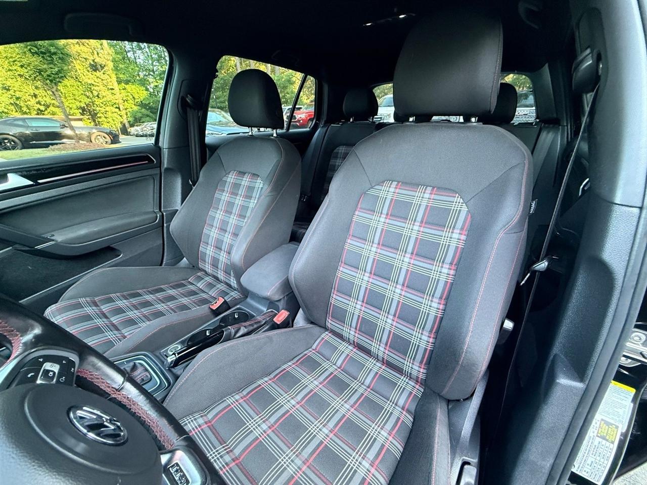 Volkswagen GTI  2015