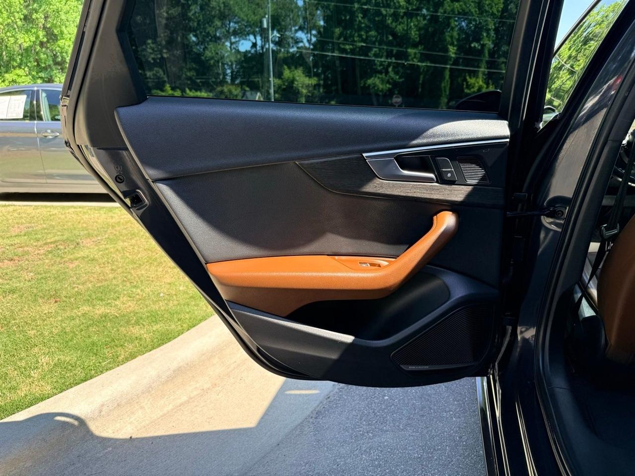 Audi A4  2017
