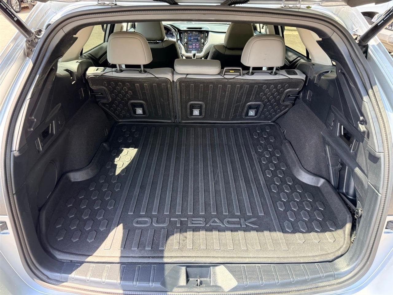 Subaru Outback  2022