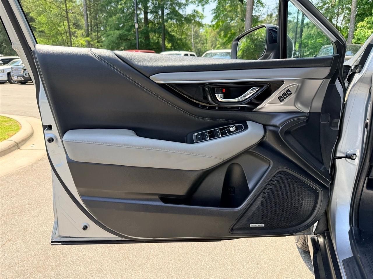 Subaru Outback  2022