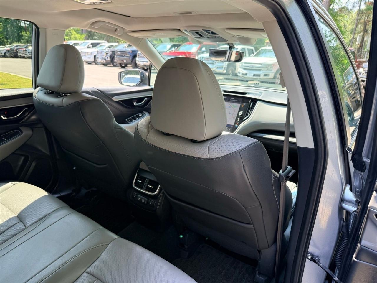 Subaru Outback  2022
