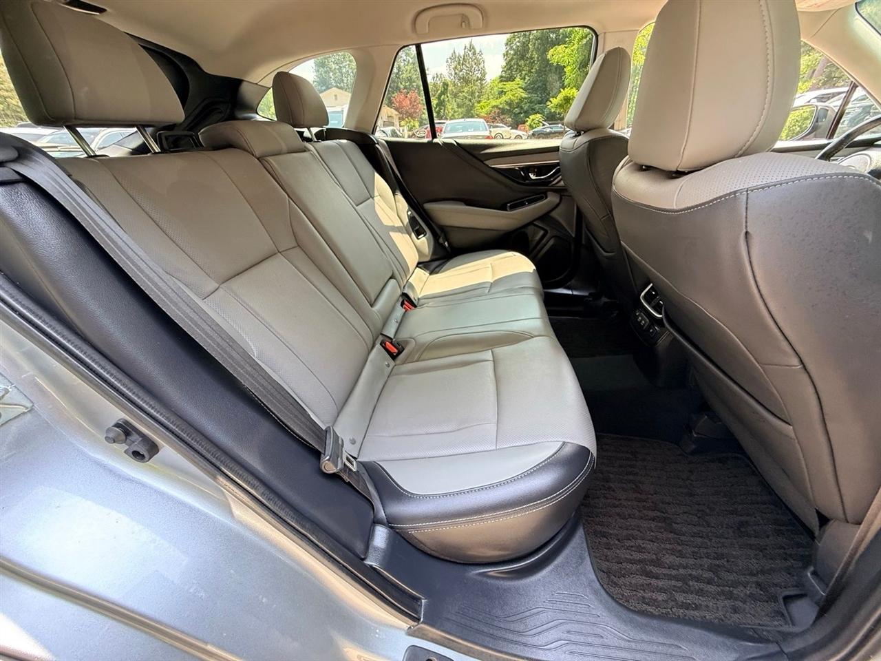Subaru Outback  2022