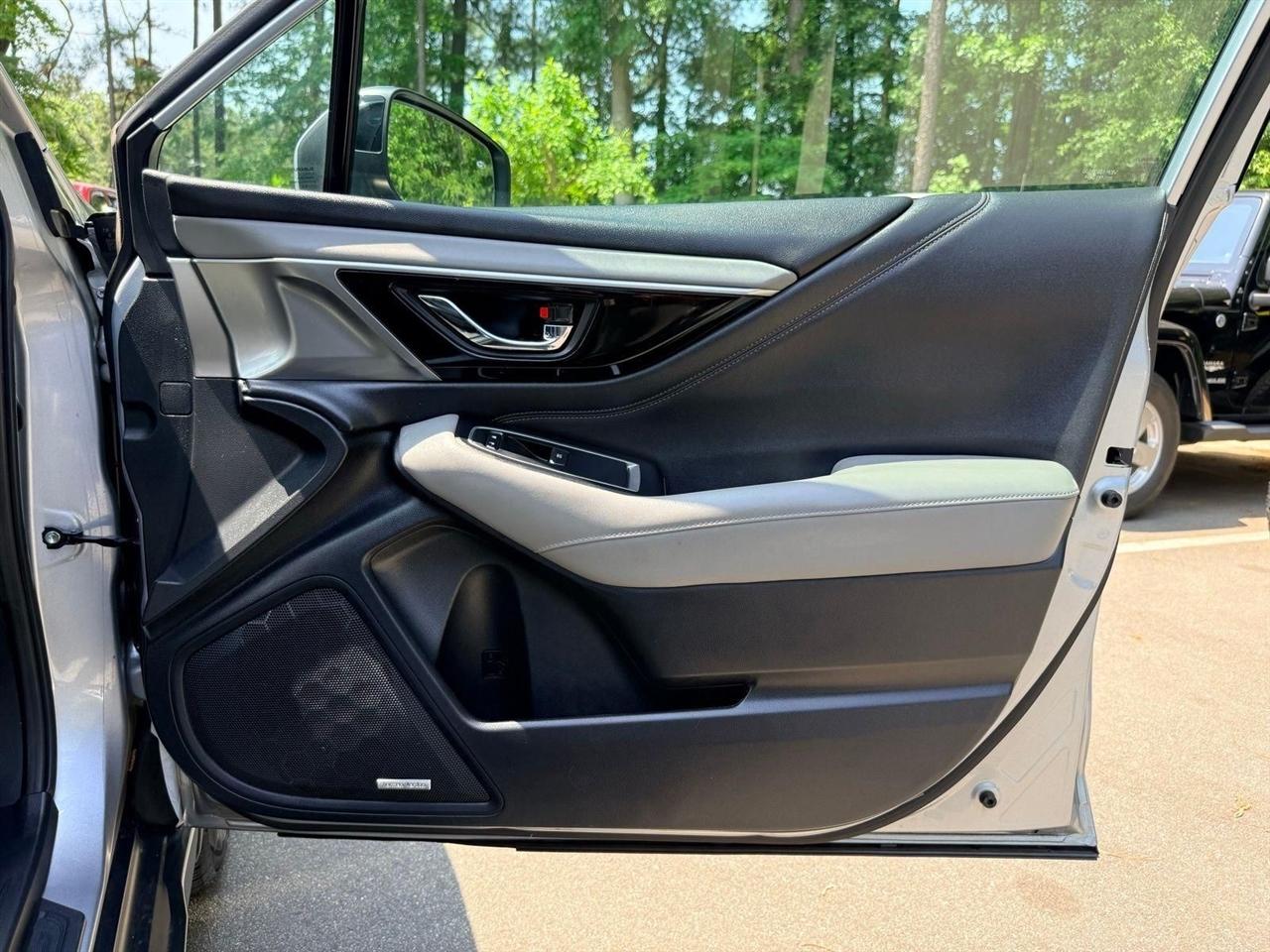 Subaru Outback  2022