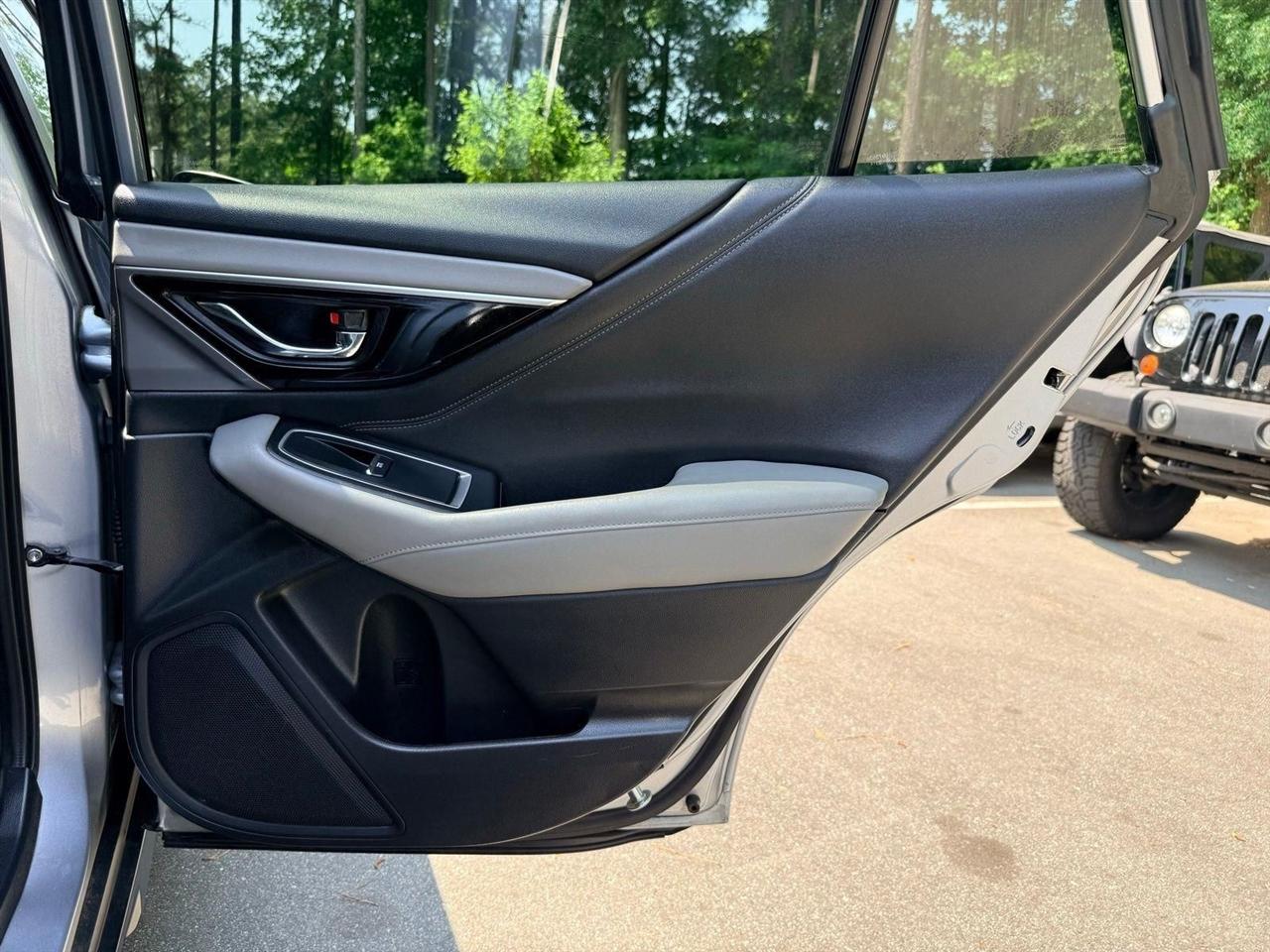 Subaru Outback  2022