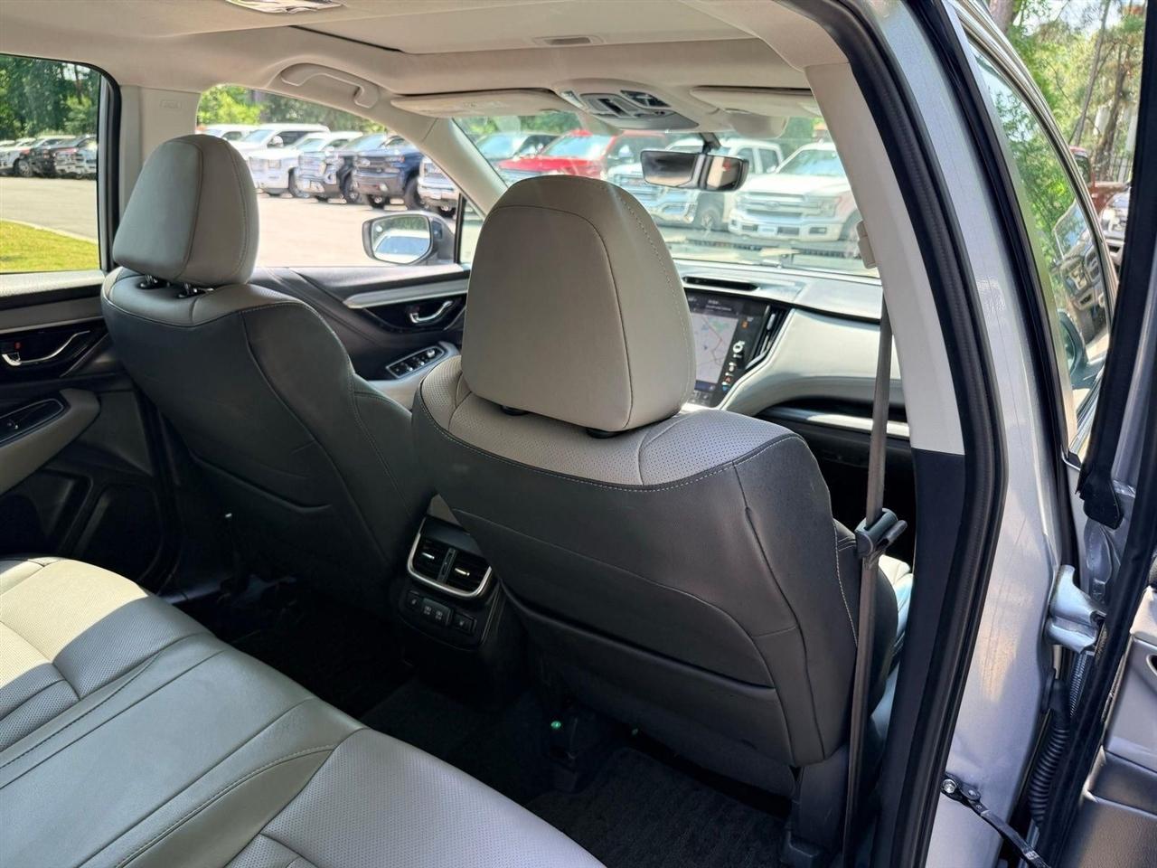 Subaru Outback  2022