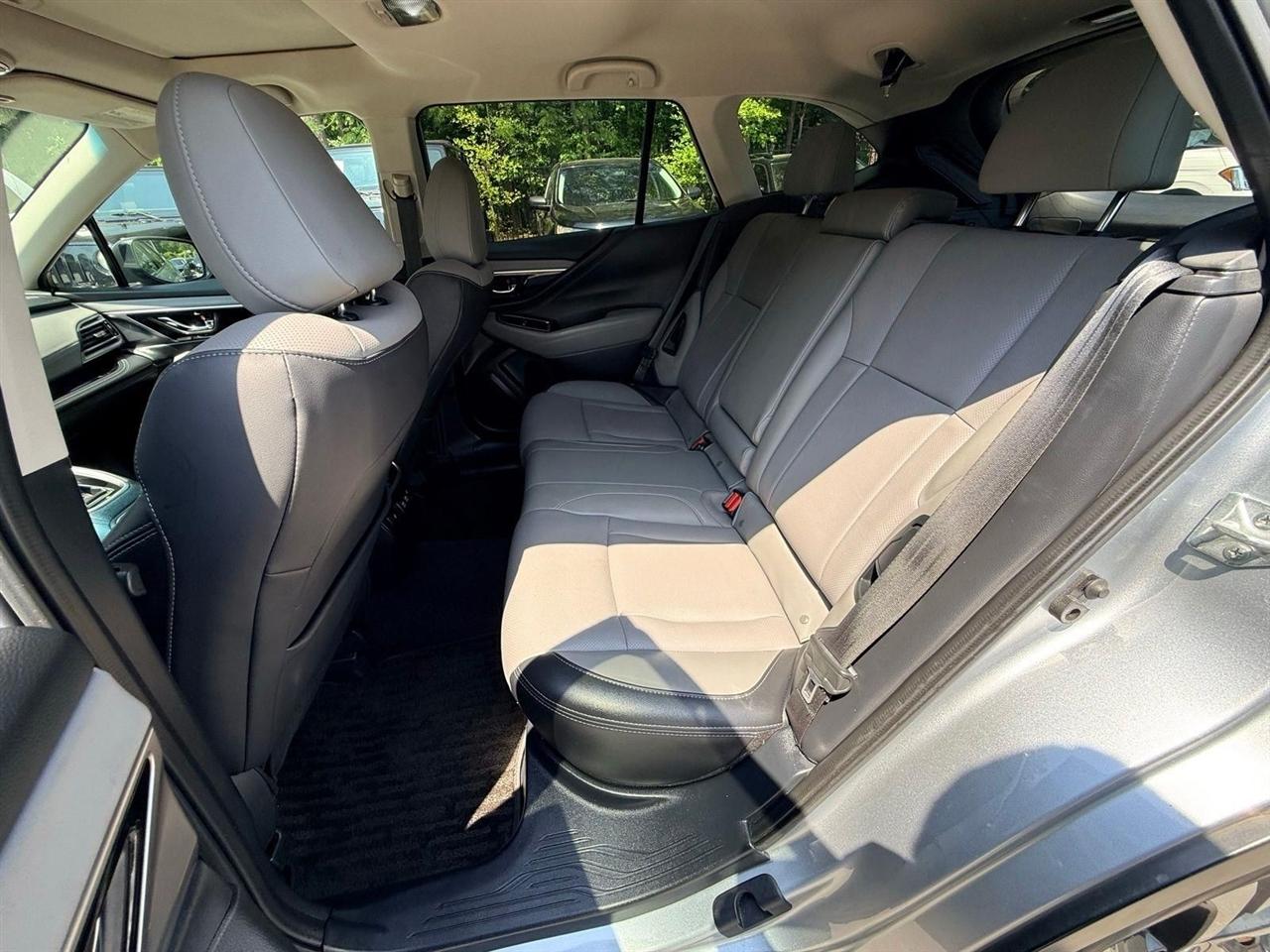 Subaru Outback  2022