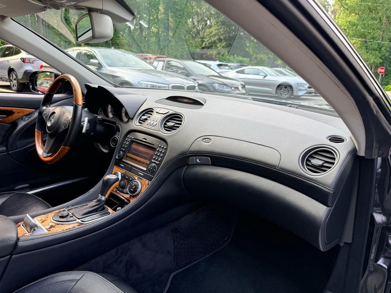 Mercedes-Benz SL-Class  2011