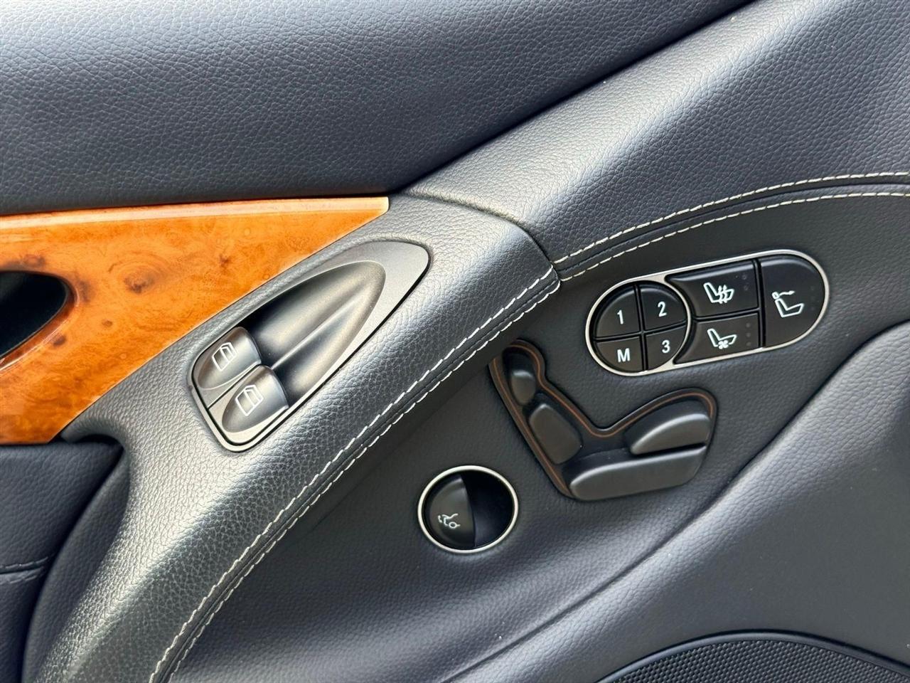 Mercedes-Benz SL-Class  2011