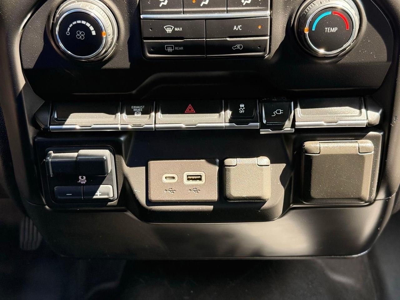 Chevrolet Silverado 2500HD  2021