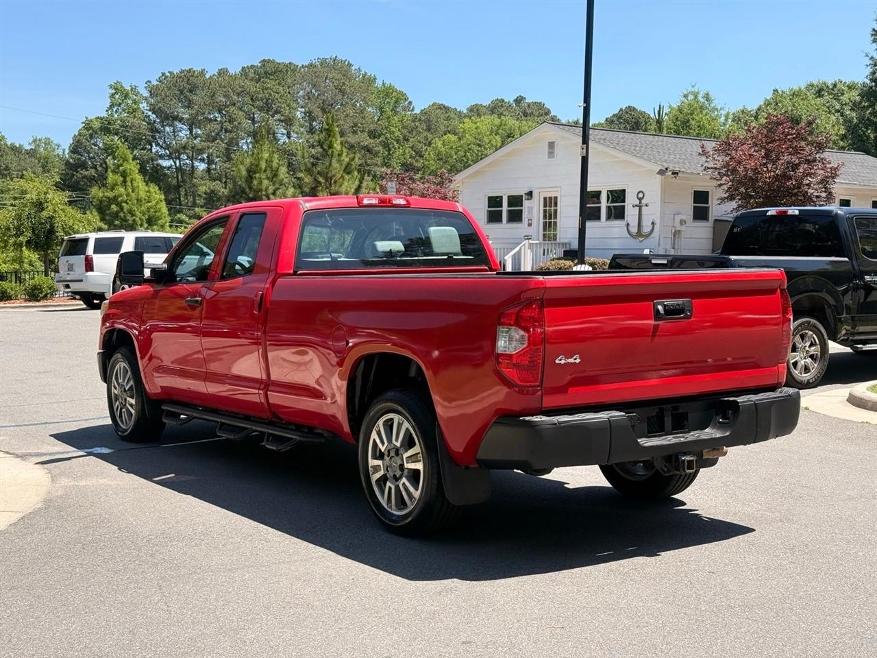 Toyota Tundra  2016