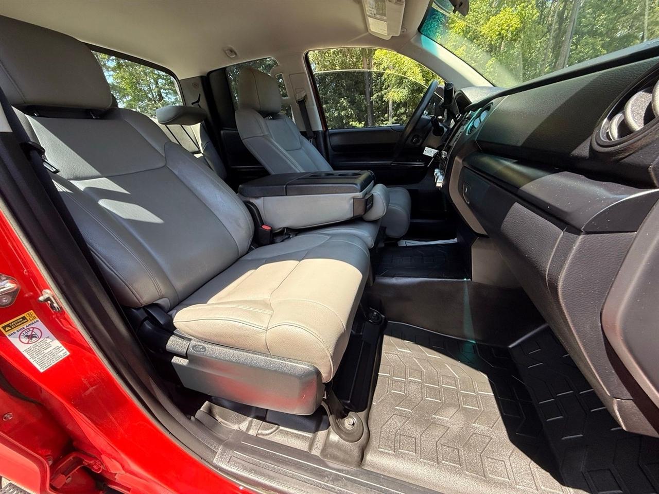 Toyota Tundra  2016