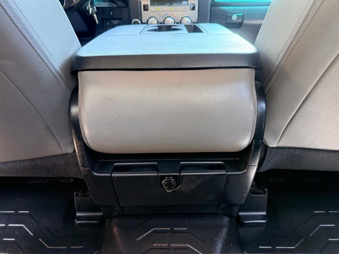 Toyota Tundra  2016