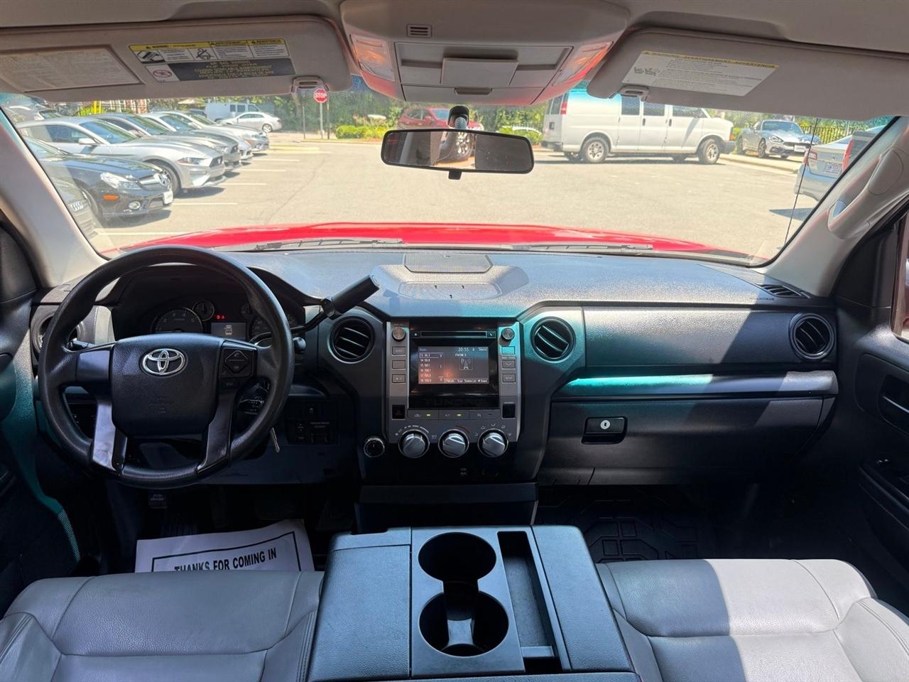 Toyota Tundra  2016