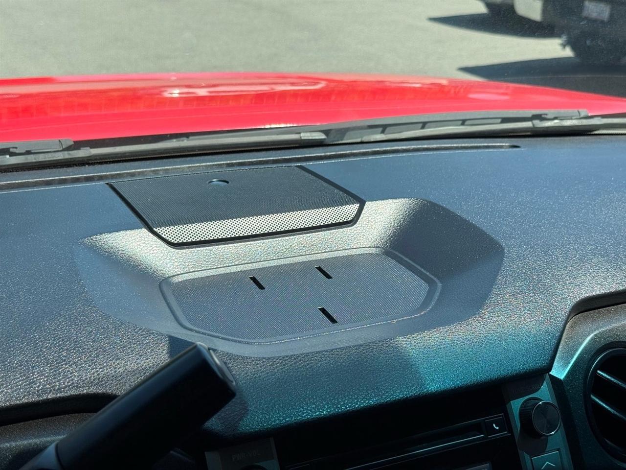 Toyota Tundra  2016