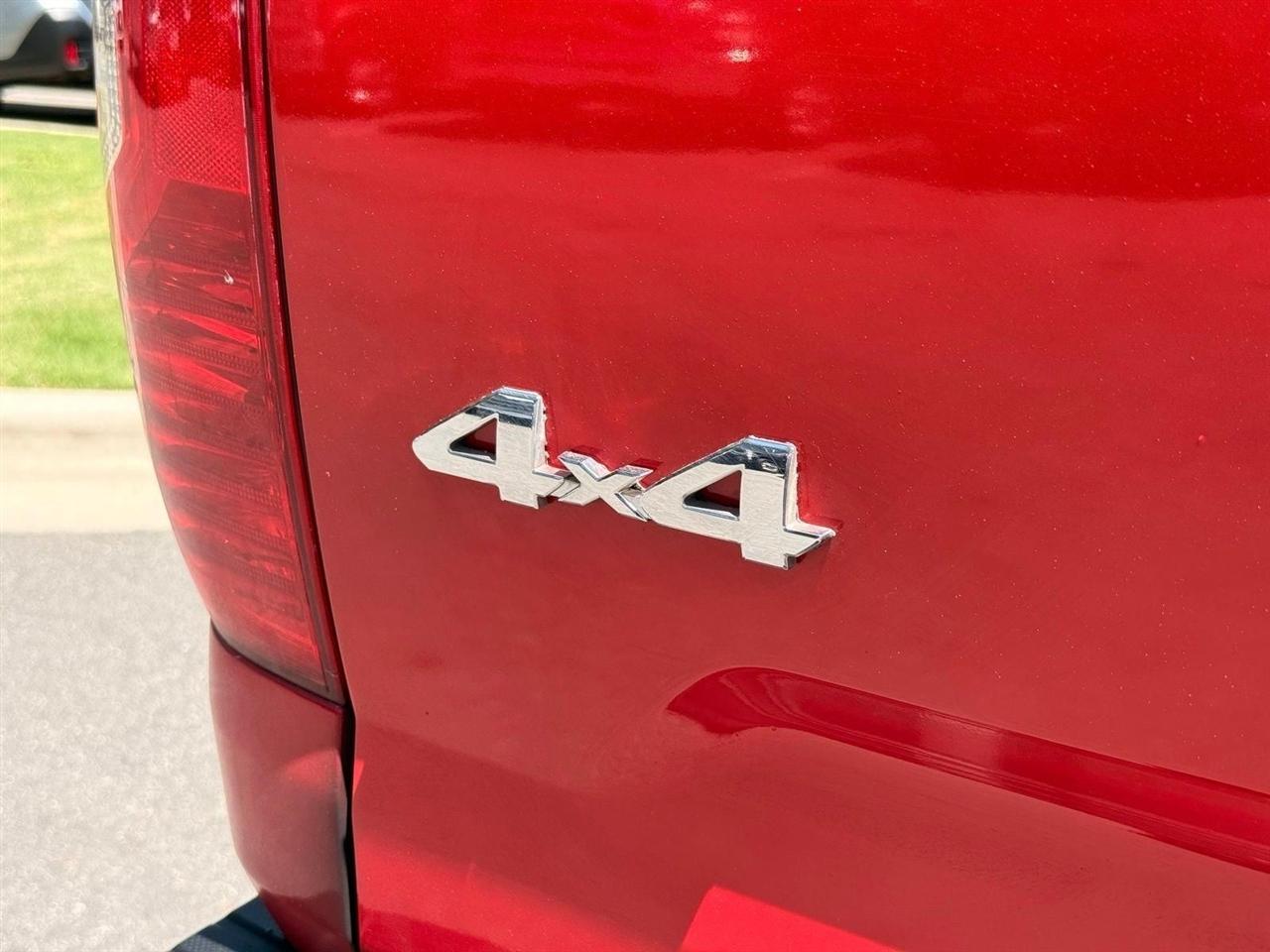 Toyota Tundra  2016