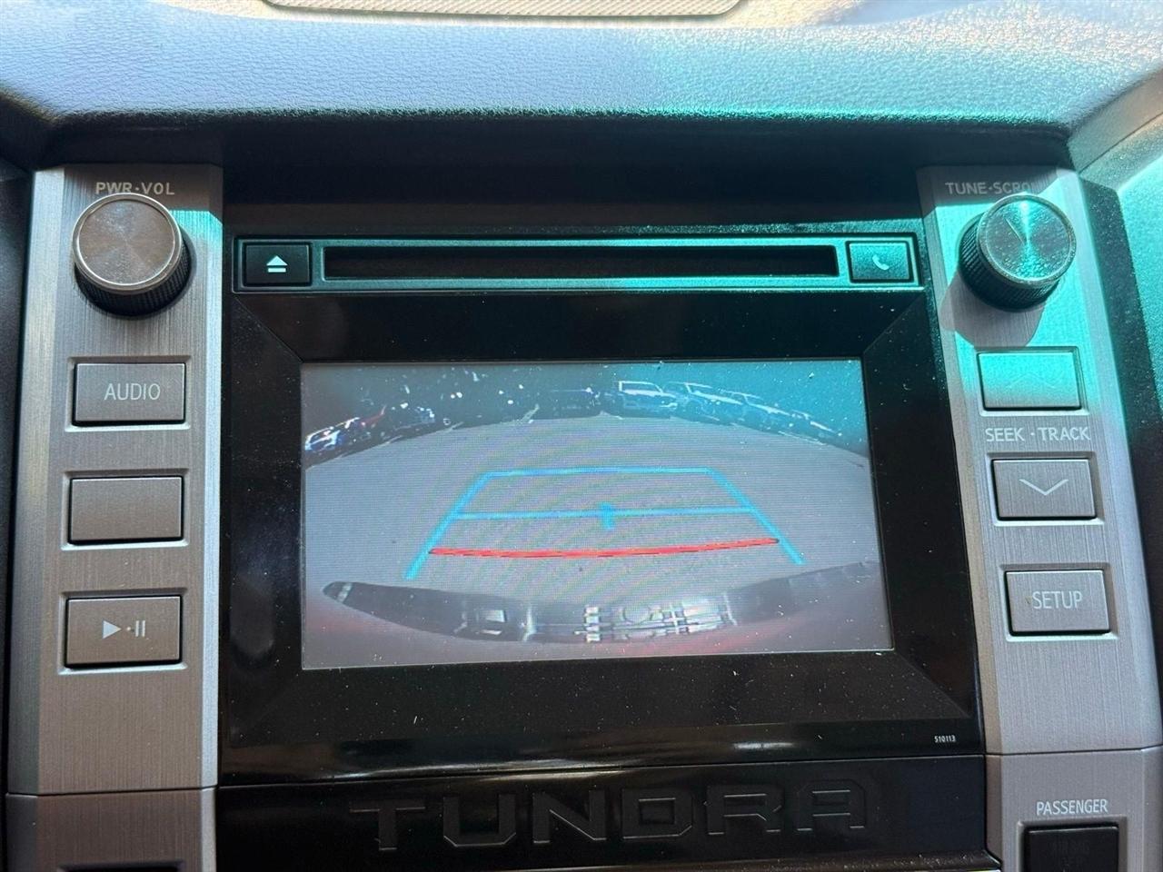 Toyota Tundra  2016