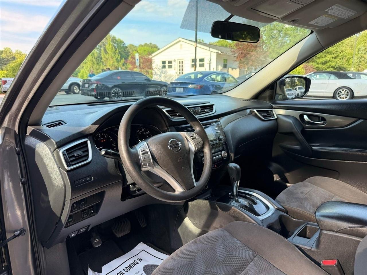 Nissan Rogue  2016
