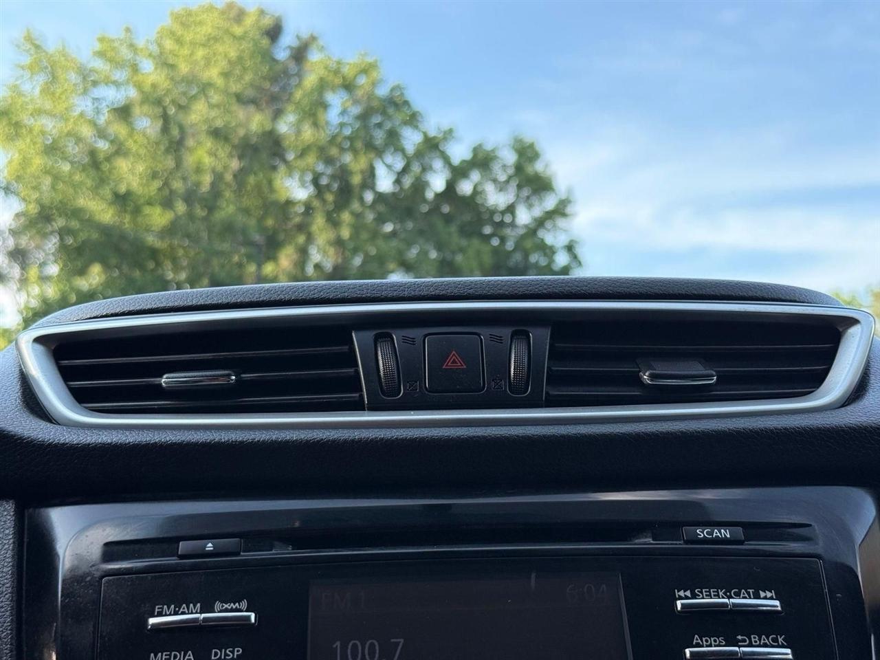 Nissan Rogue  2016