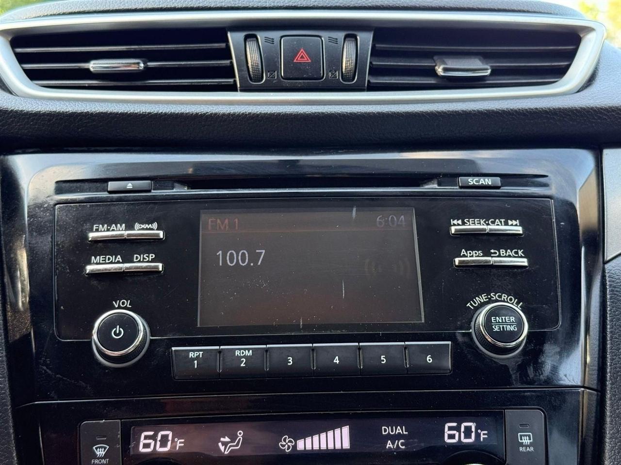 Nissan Rogue  2016