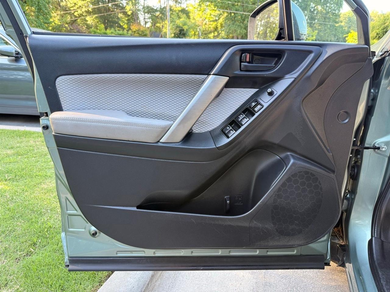 Subaru Forester  2017