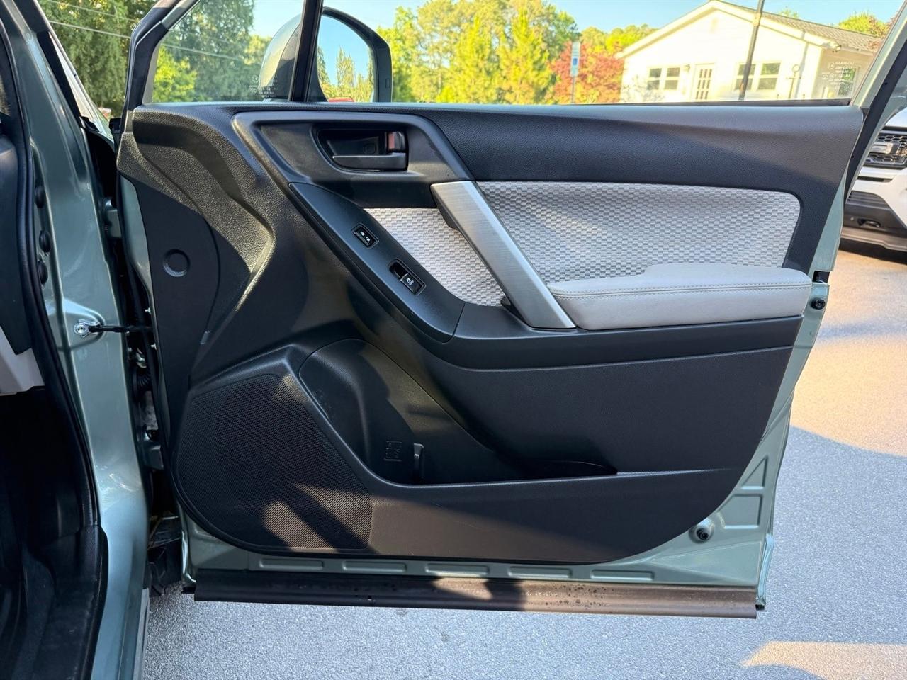 Subaru Forester  2017
