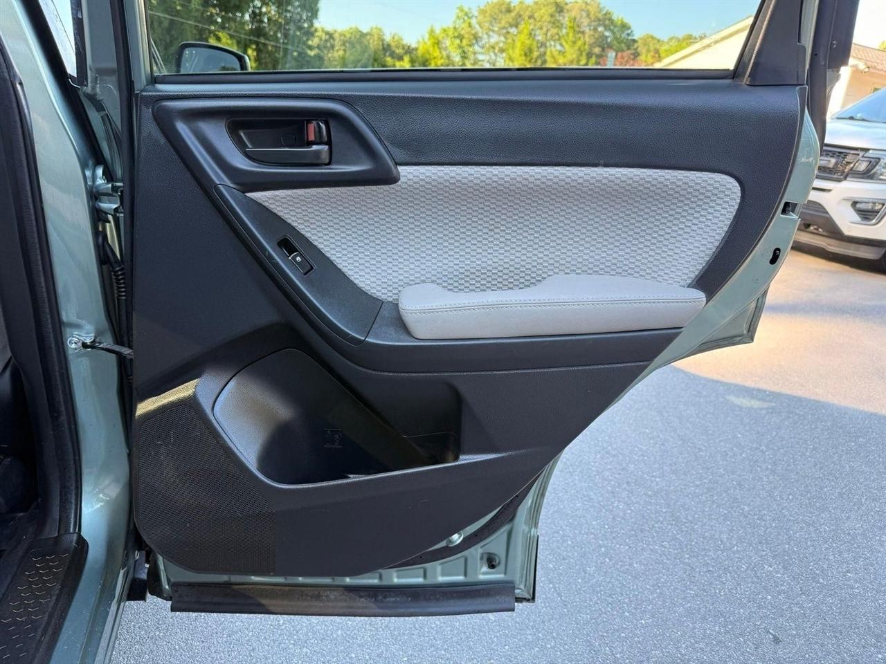 Subaru Forester  2017