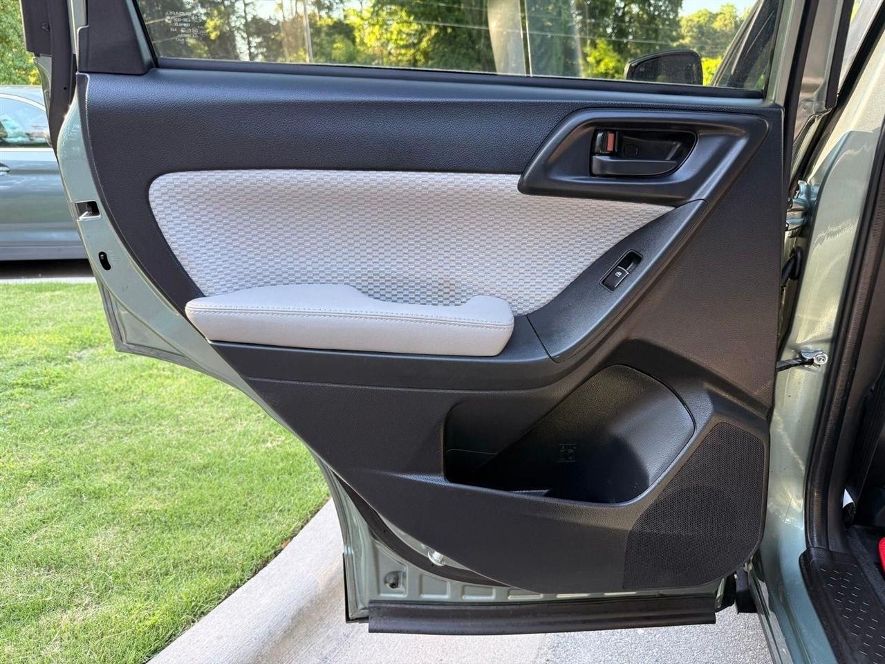 Subaru Forester  2017