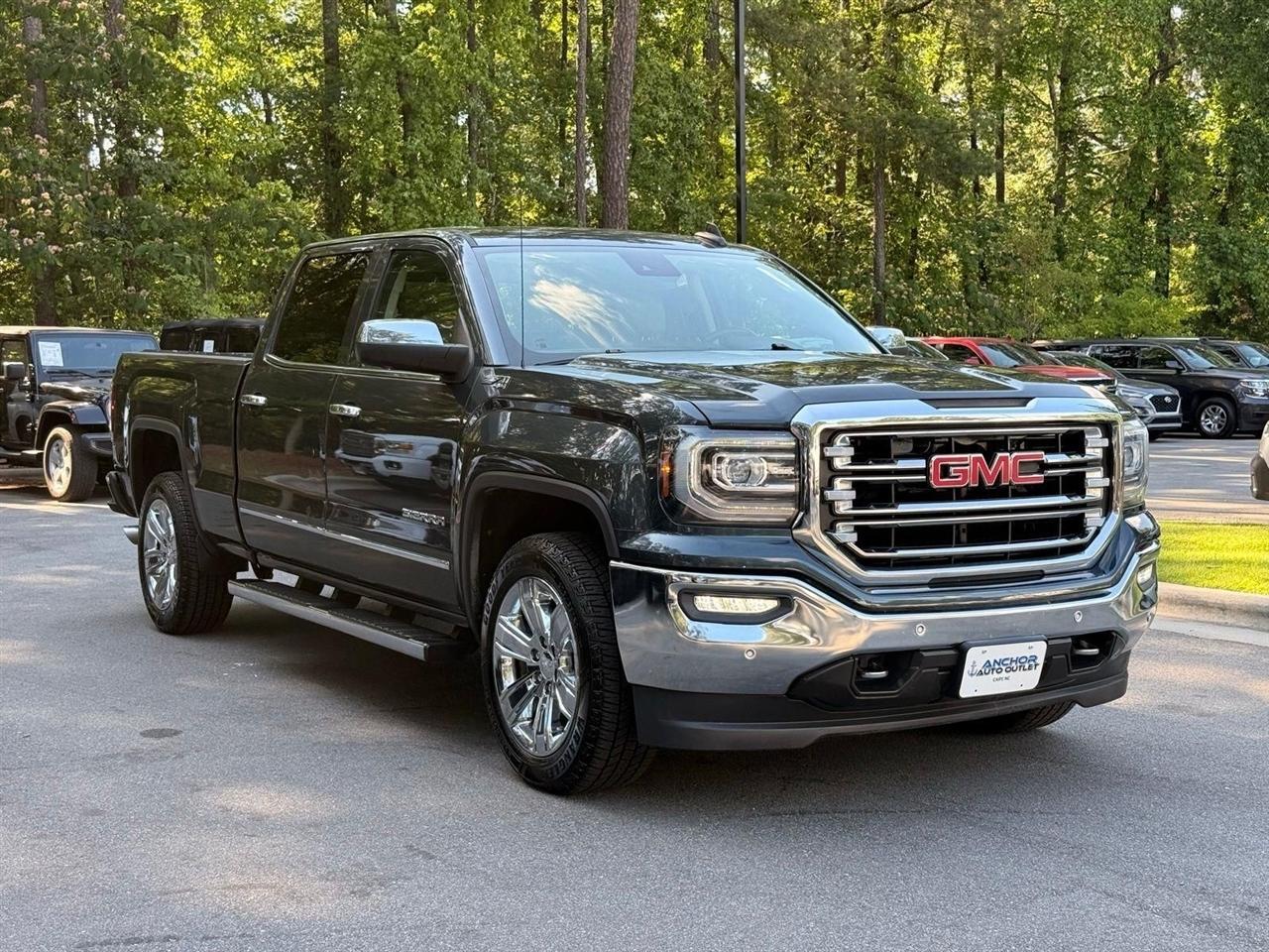 2018 GMC Sierra 4WD Crew Cab Standard Box SLT's photo