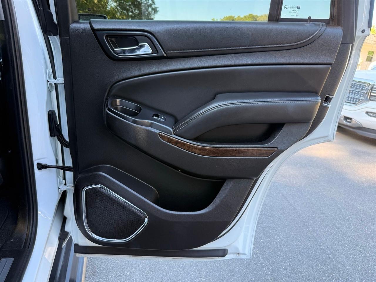 Chevrolet Tahoe  2017