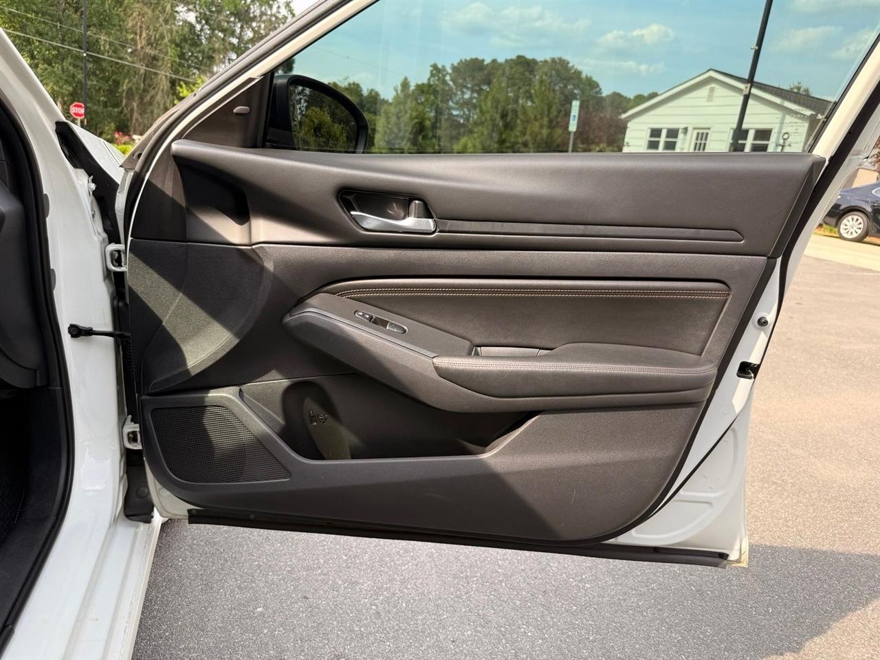 Nissan Altima  2019