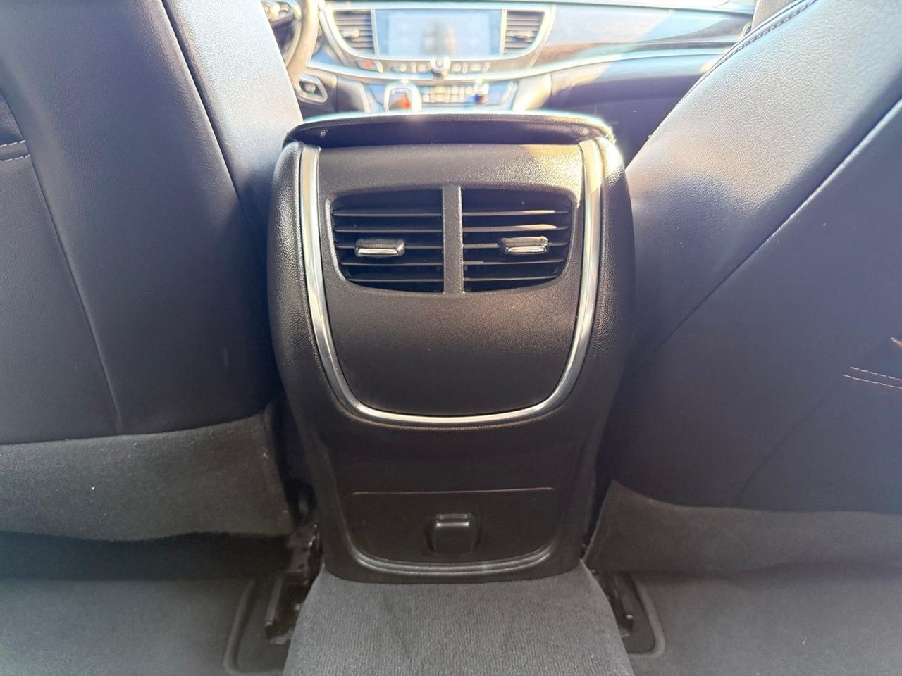 Buick LaCrosse  2017