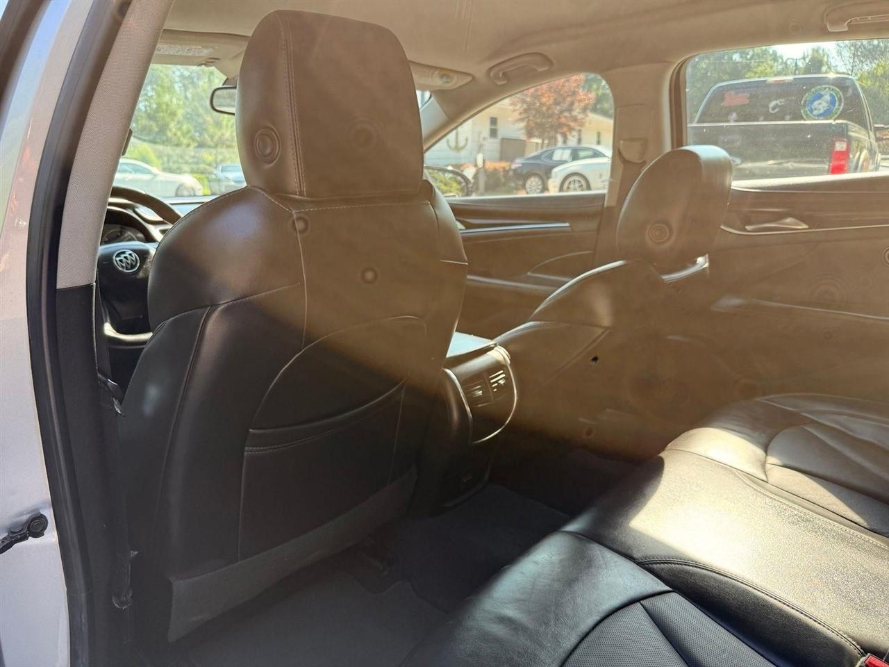 Buick LaCrosse  2017