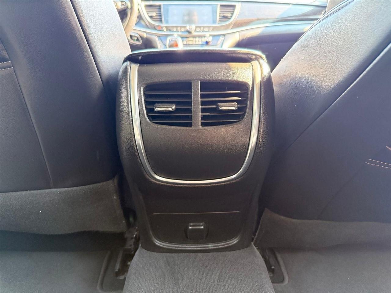 Buick LaCrosse  2017