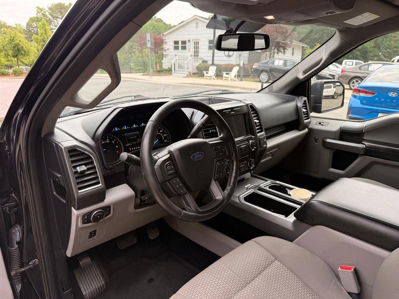 Ford F-150  2017