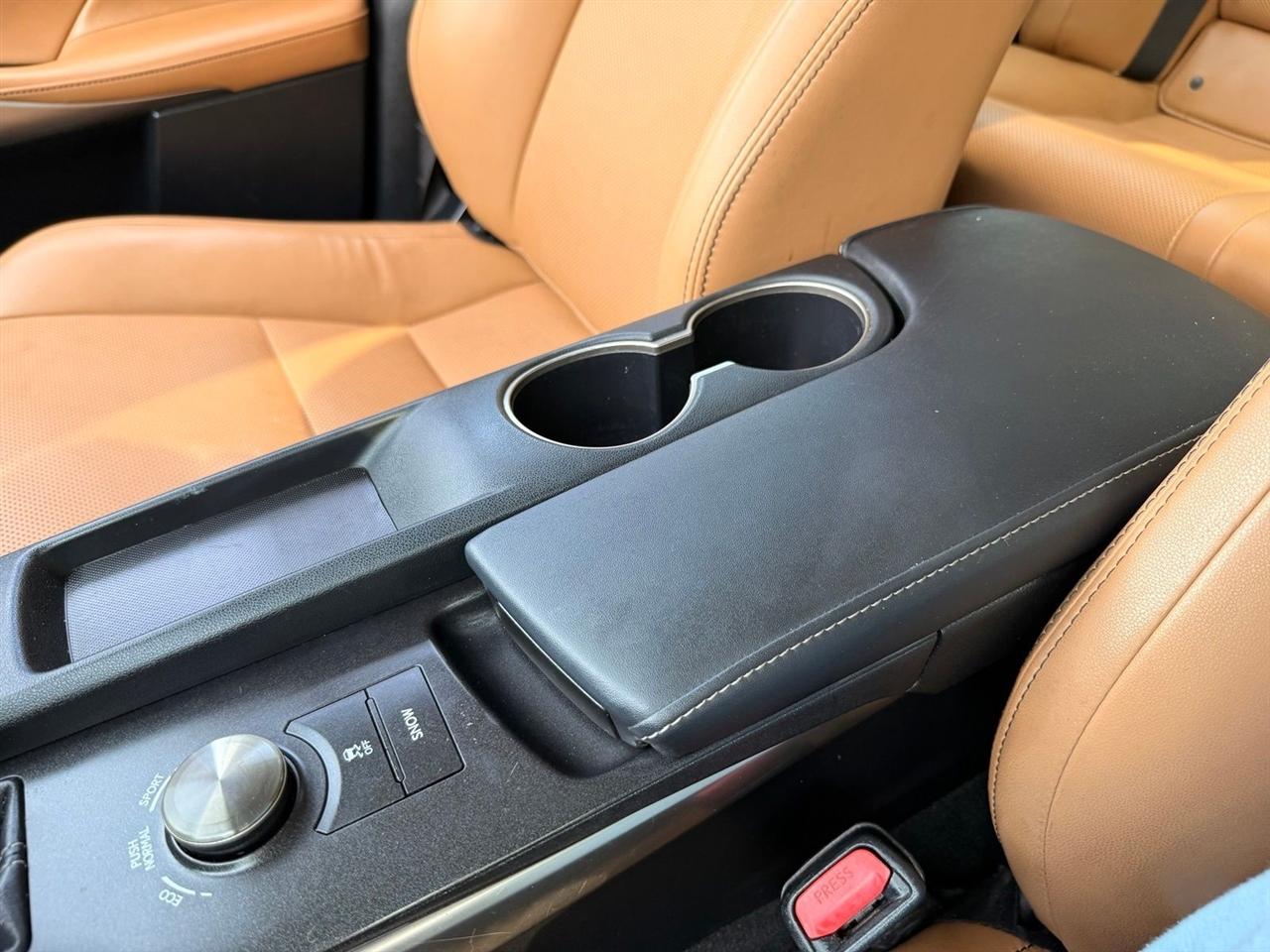 Lexus IS  2017