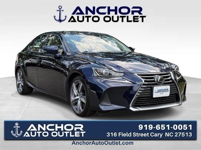Lexus IS  2017